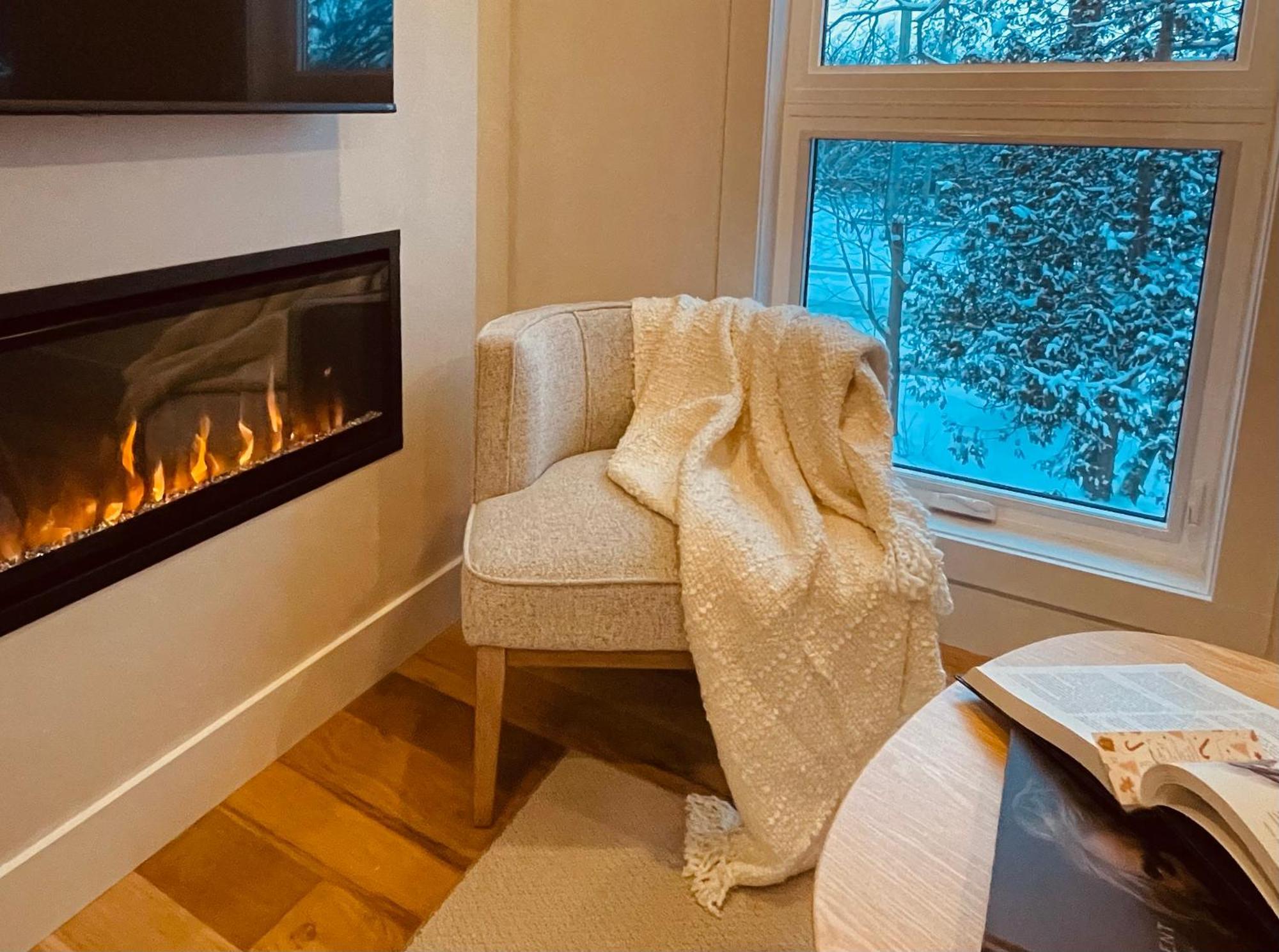 Elora'S Irvine River Suite ภายนอก รูปภาพ